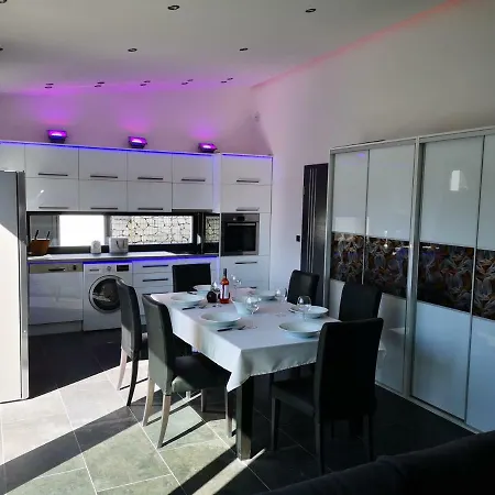 Luxory Minimal House Siofok